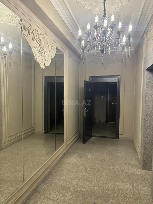 Satılır 2 otaqlı mənzil 75 m²