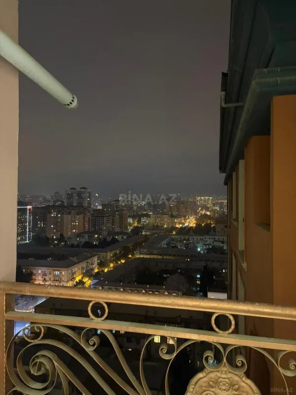 Satılır 2 otaqlı mənzil 75 m²