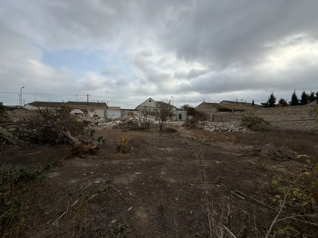 Satılır torpaq sahəsi 4 m²