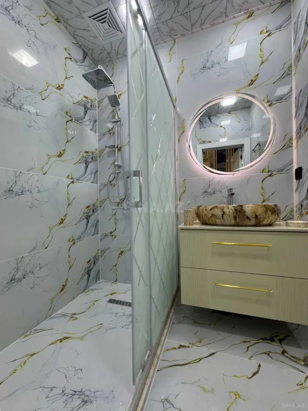 Satılır 2 otaqlı mənzil 82 m²