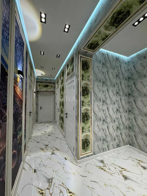 Satılır 2 otaqlı mənzil 82 m²