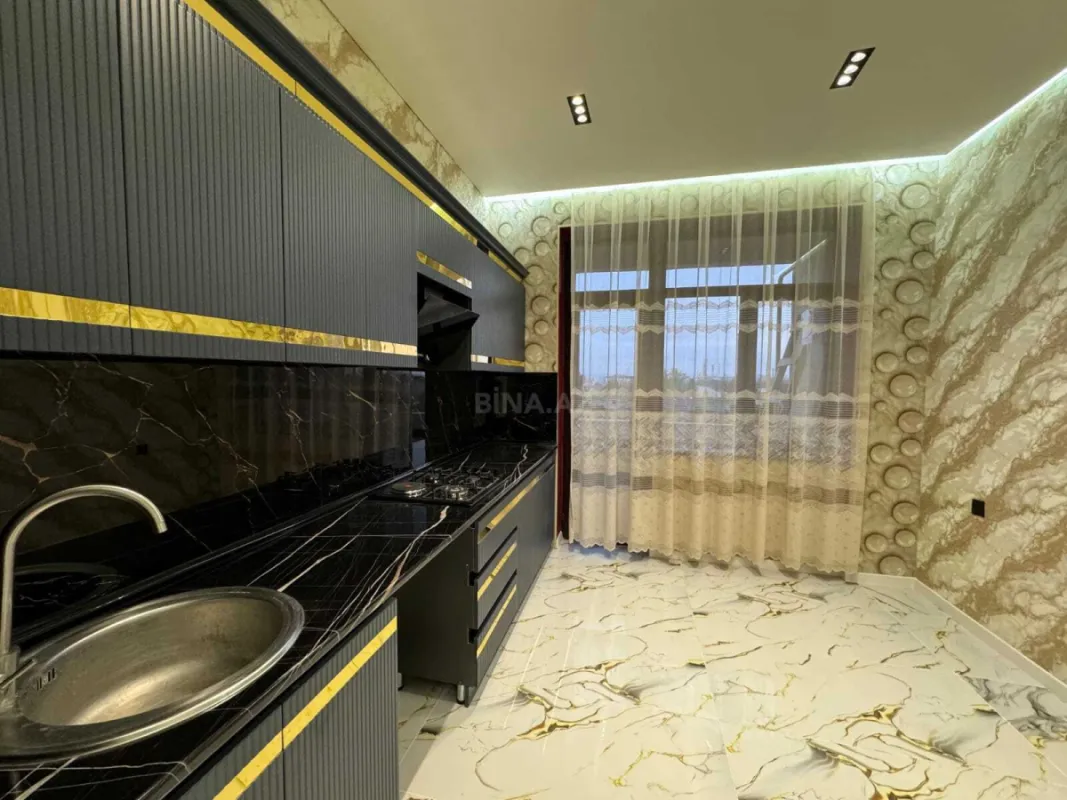 Satılır 2 otaqlı mənzil 82 m²