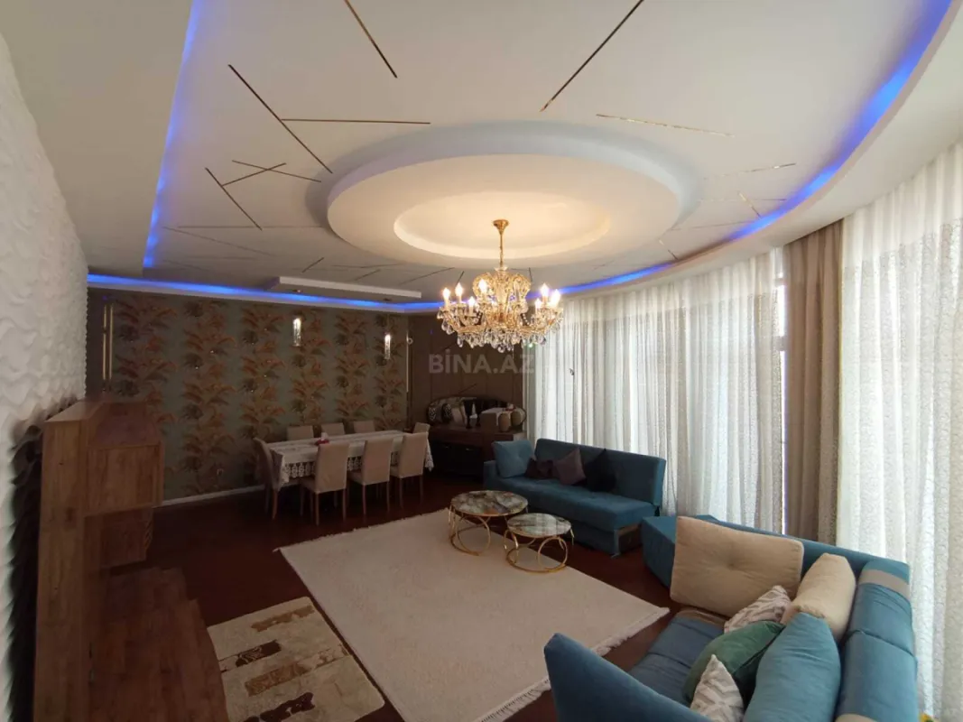 Satılır 4 otaqlı mənzil 157.6 m²