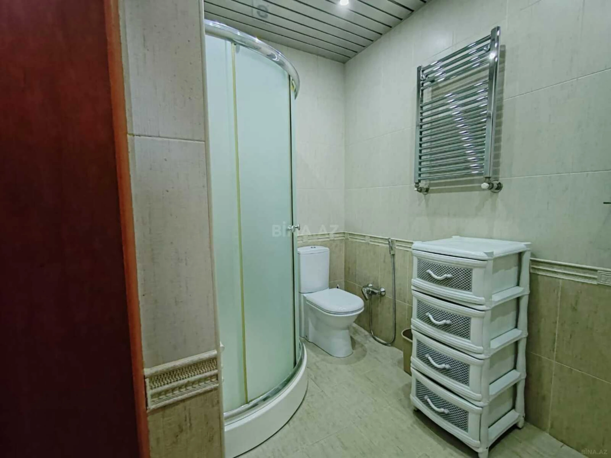 Satılır 3 otaqlı mənzil 130 m²