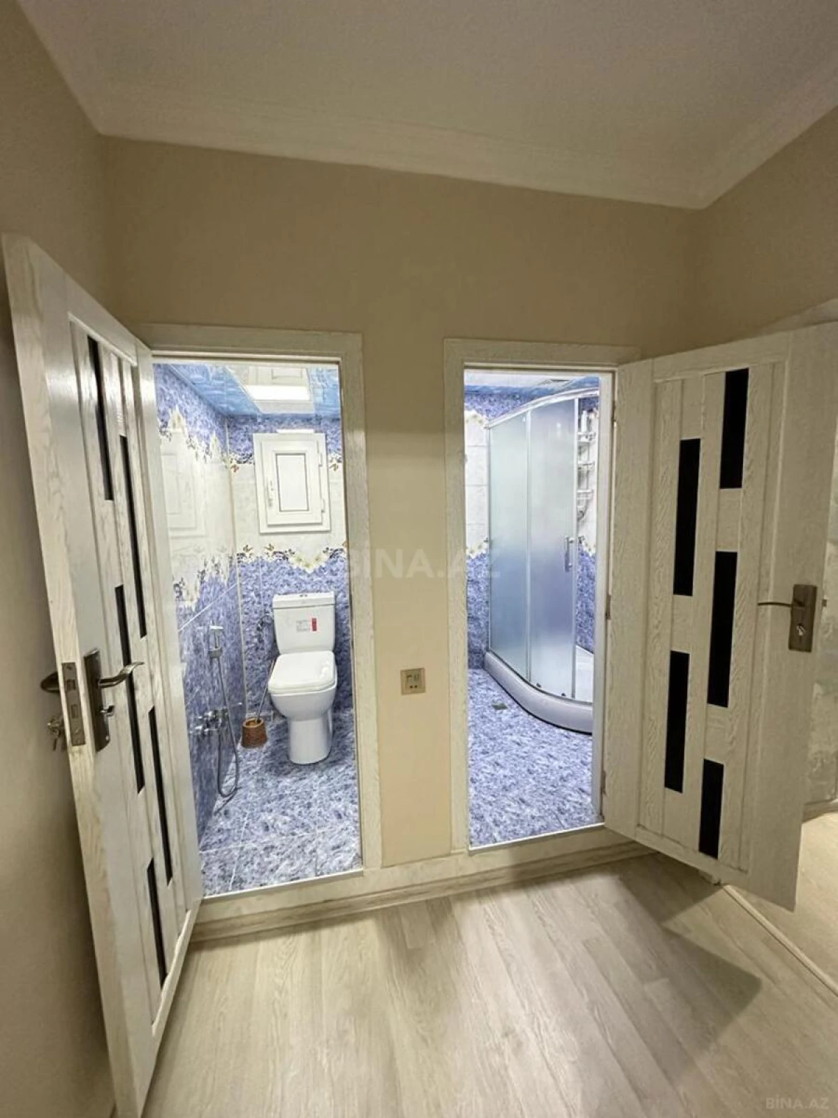 Satılır 3 otaqlı mənzil 97 m²