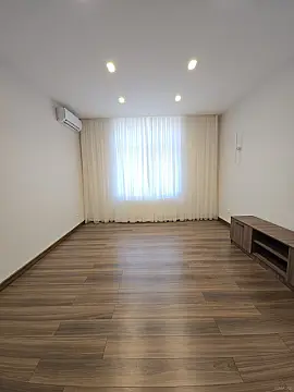 Kirayə verilir 3 otaqlı mənzil 140 m²
