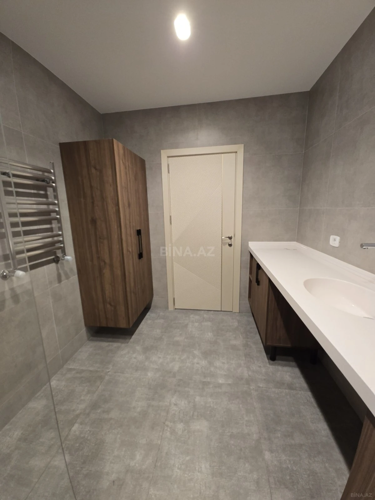 Kirayə verilir 3 otaqlı mənzil 140 m²