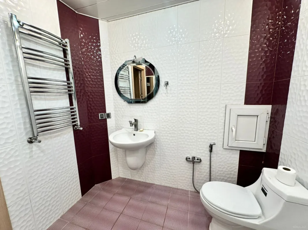 Satılır 2 otaqlı mənzil 65 m²