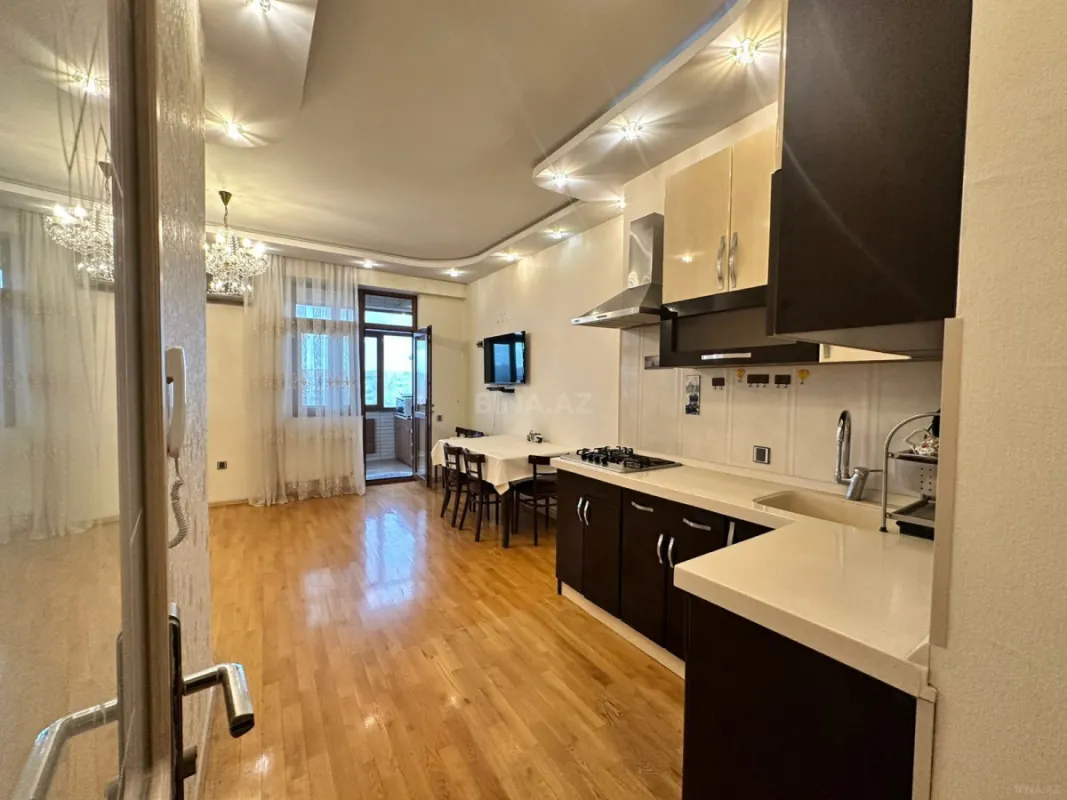 Satılır 2 otaqlı mənzil 65 m²