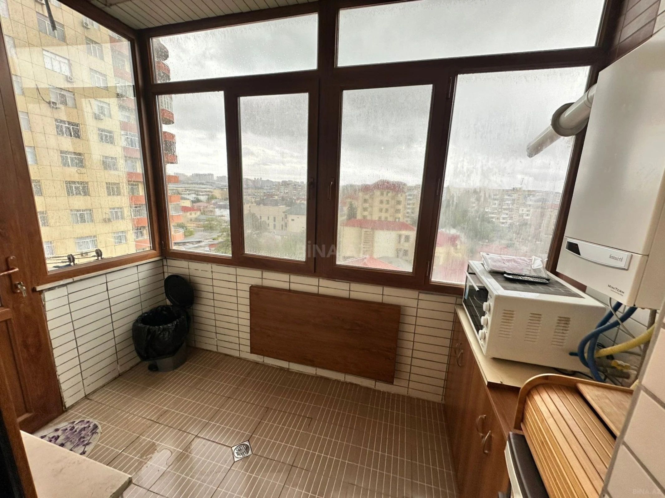 Satılır 2 otaqlı mənzil 65 m²