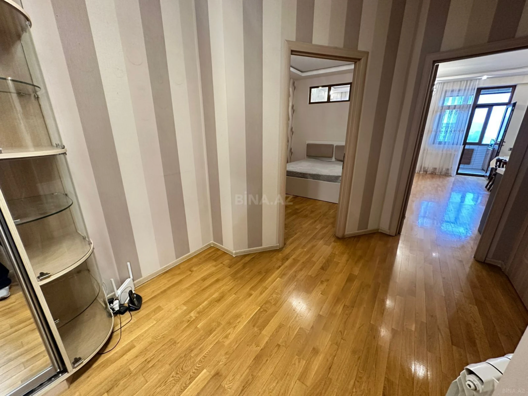 Satılır 2 otaqlı mənzil 65 m²