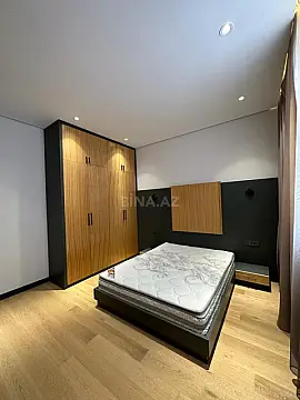 Satılır 6 otaqlı həyət evi 300 m²