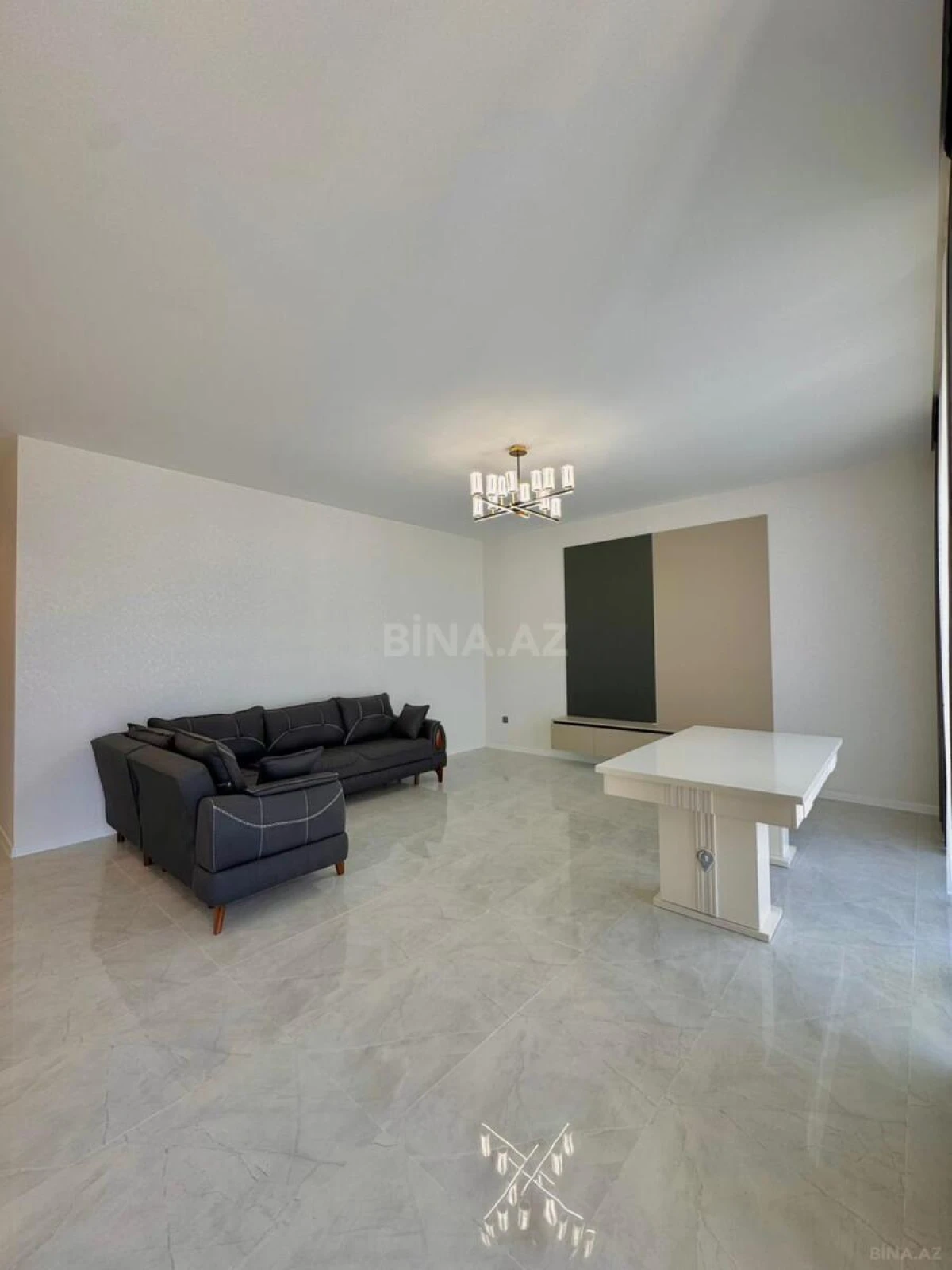 Satılır 4 otaqlı həyət evi 180 m²