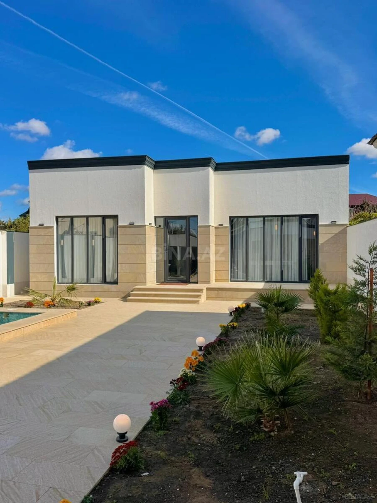 Satılır 4 otaqlı həyət evi 180 m²