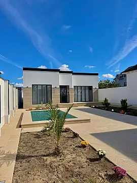 Satılır 4 otaqlı həyət evi 180 m²