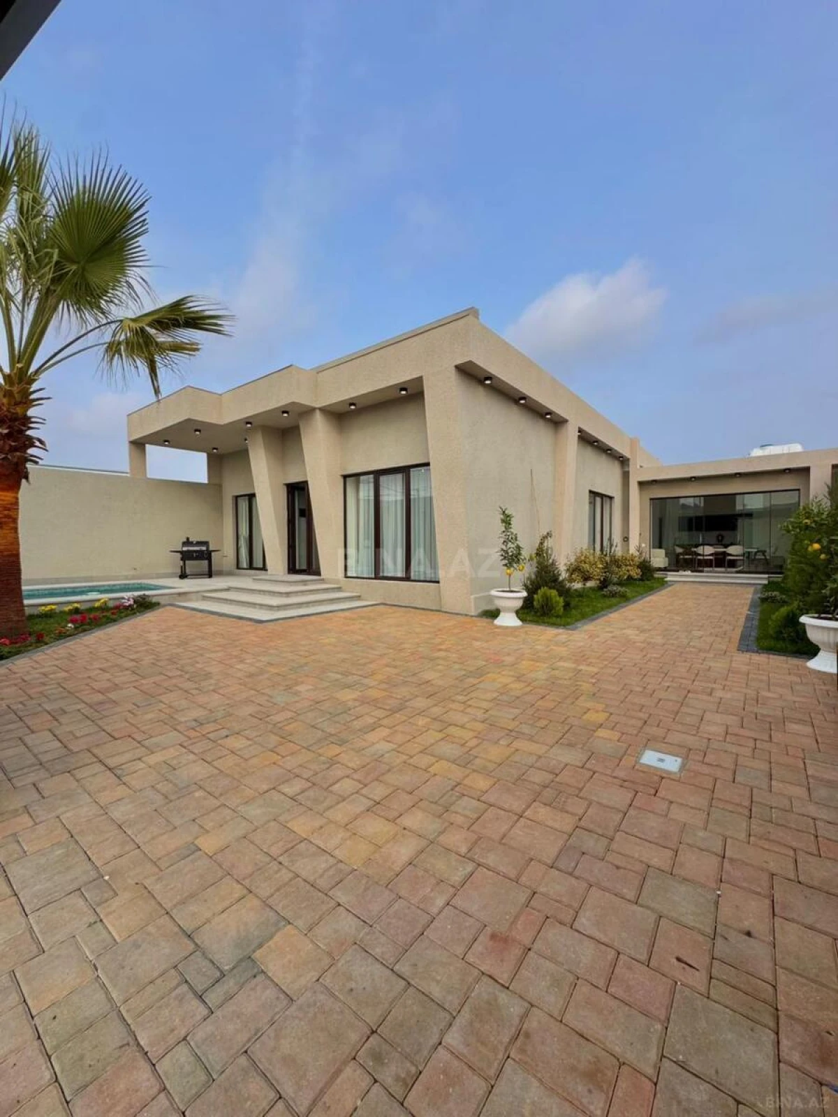 Satılır 3 otaqlı həyət evi 150 m²