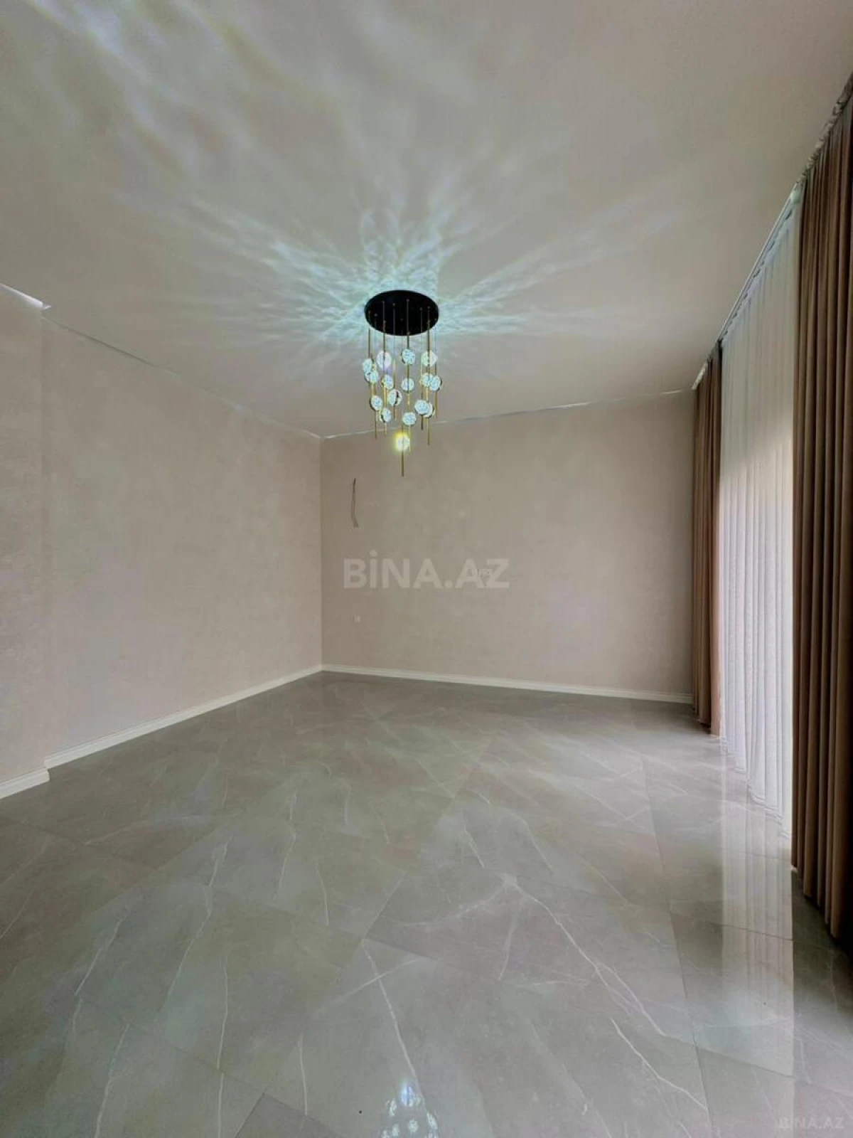 Satılır 3 otaqlı həyət evi 150 m²
