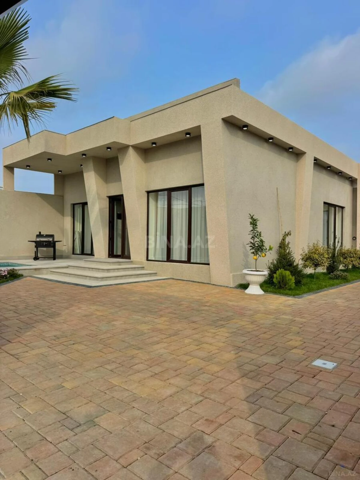 Satılır 3 otaqlı həyət evi 150 m²