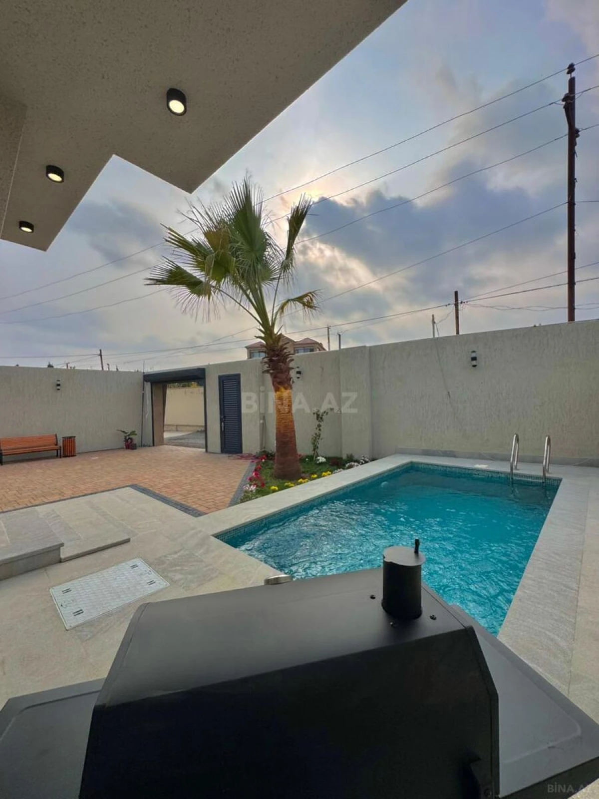 Satılır 3 otaqlı həyət evi 150 m²