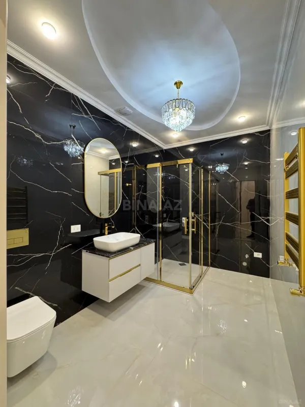 Satılır 4 otaqlı mənzil 160 m²