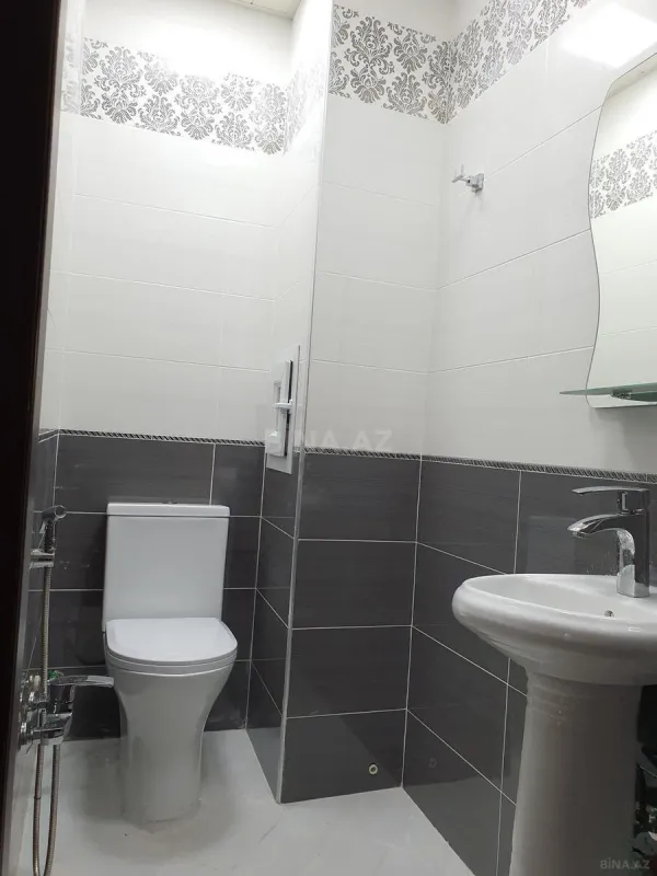 Satılır 3 otaqlı mənzil 125 m²
