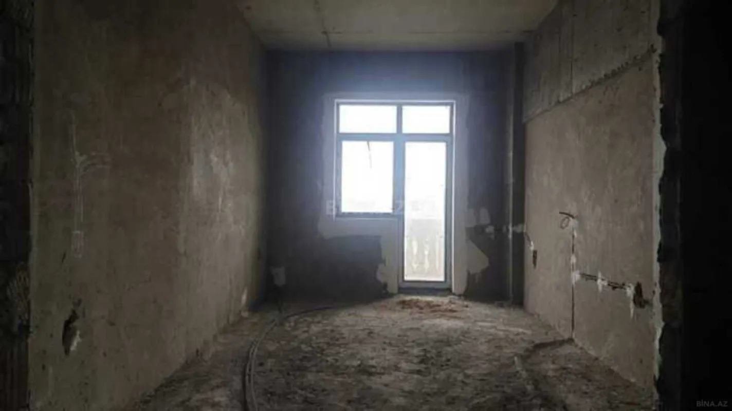 Satılır 2 otaqlı mənzil 100 m²