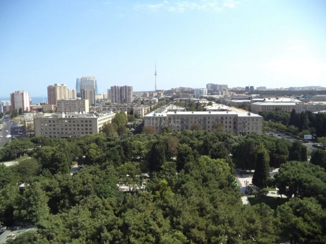 Satılır 2 otaqlı mənzil 100 m²