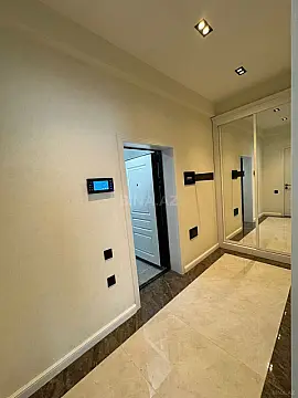 Satılır 2 otaqlı mənzil 58 m²