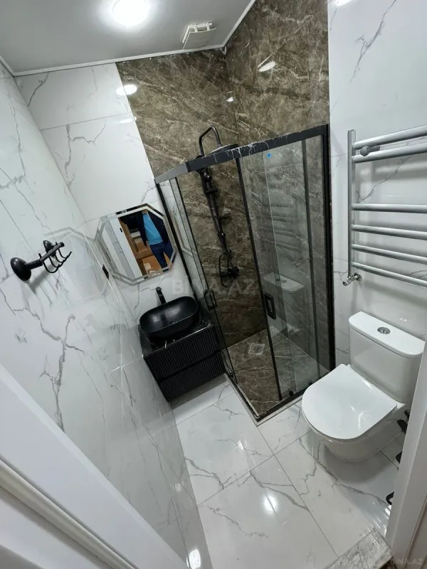 Satılır 2 otaqlı mənzil 58 m²