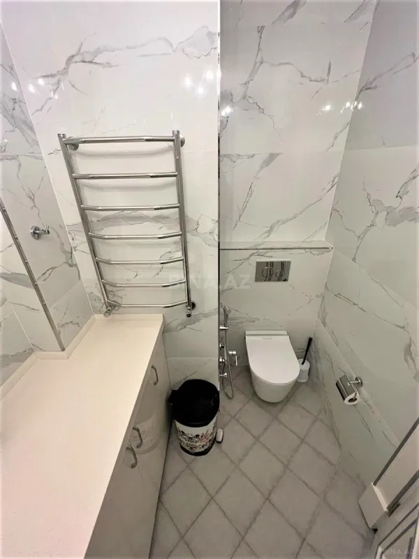 Kirayə verilir 4 otaqlı mənzil 170 m²