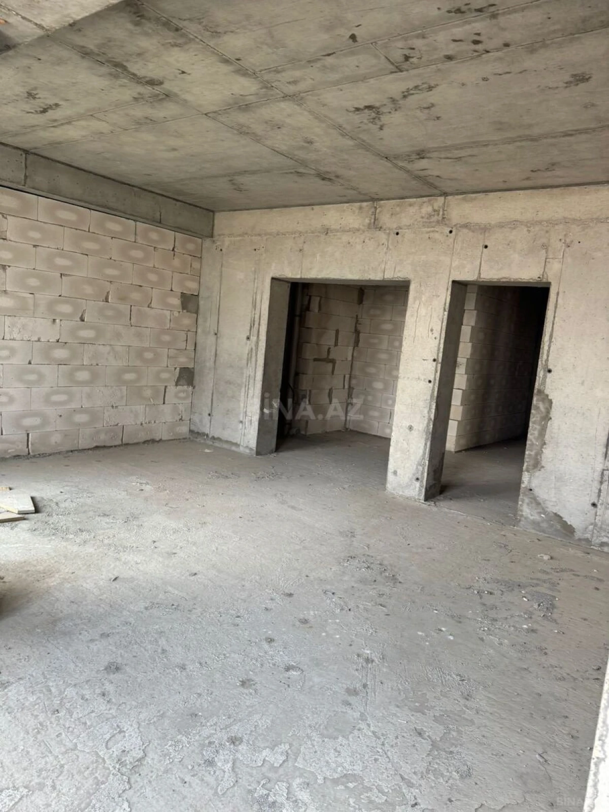 Satılır 3 otaqlı mənzil 128 m²
