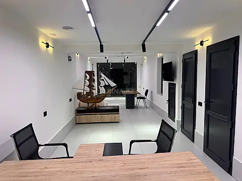 Satılır obyekt 42 m²