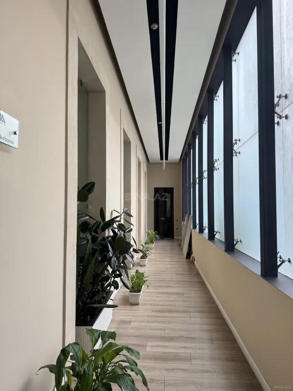 Satılır 6 otaqlı ofis 205 m²