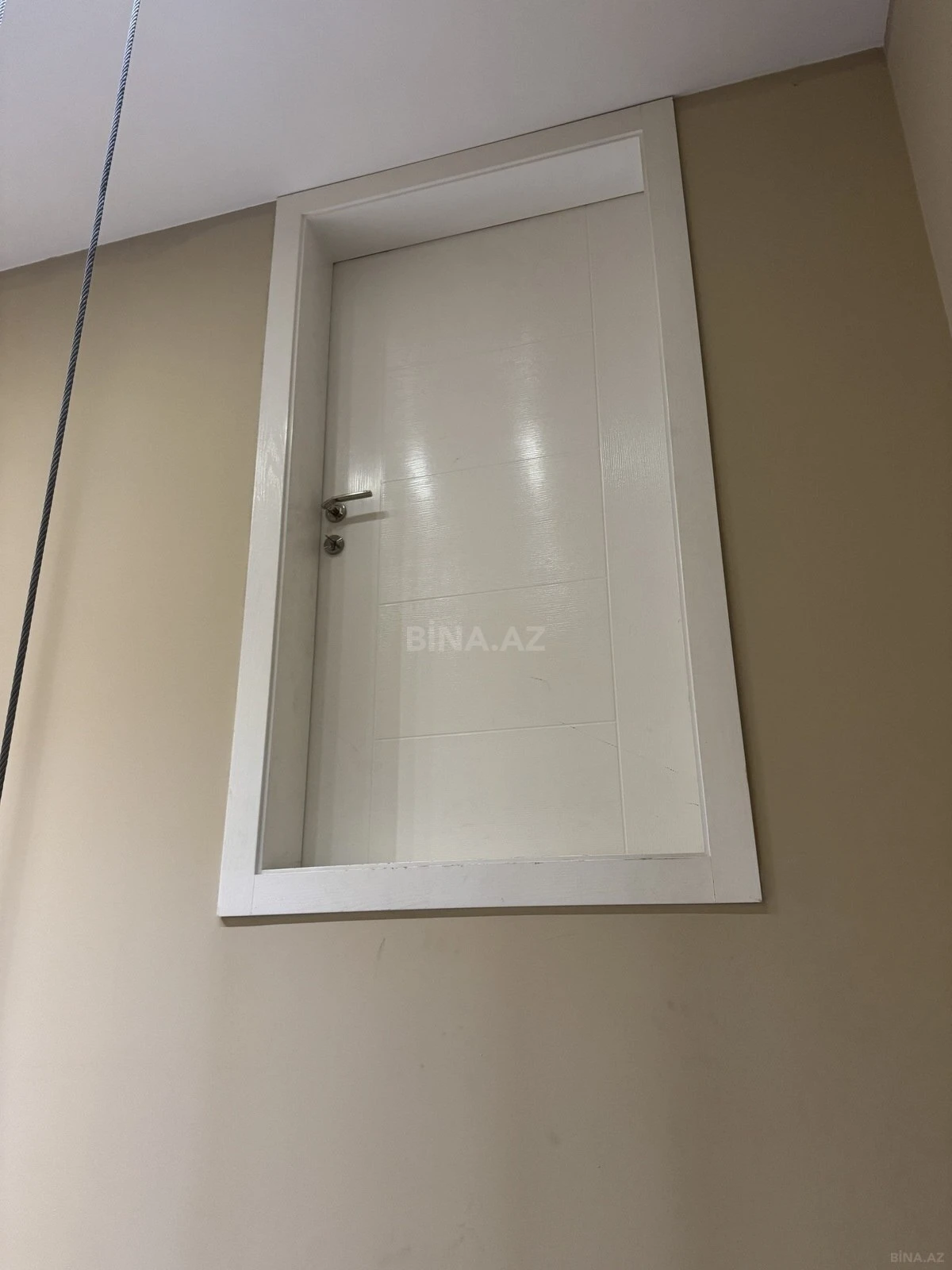 Satılır 6 otaqlı ofis 205 m²