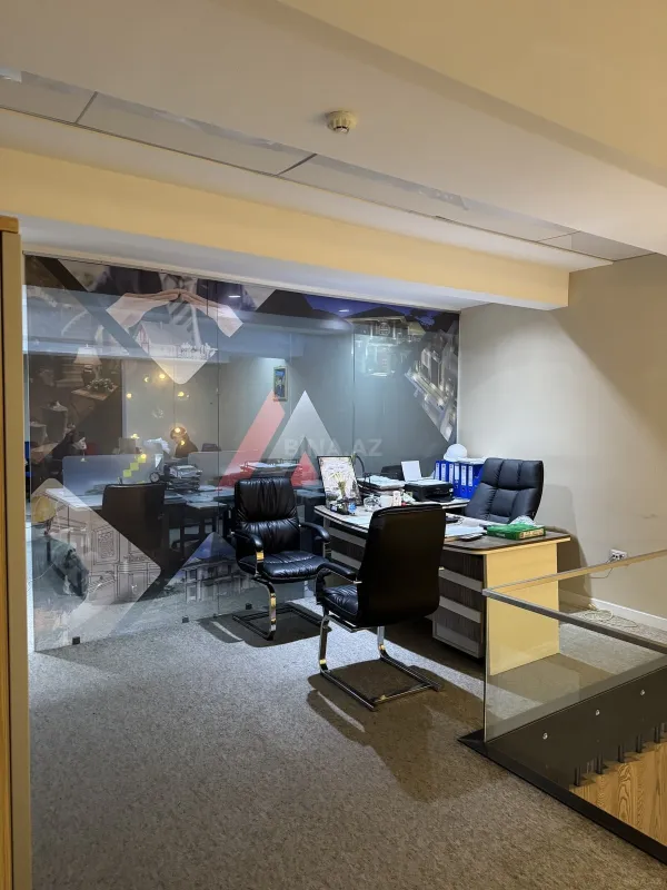 Satılır 6 otaqlı ofis 205 m²