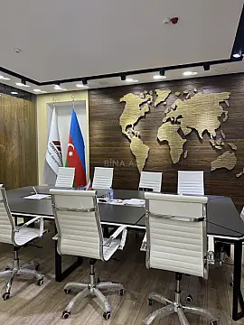 Satılır 6 otaqlı ofis 205 m²