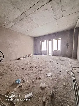 Satılır 3 otaqlı mənzil 146 m²