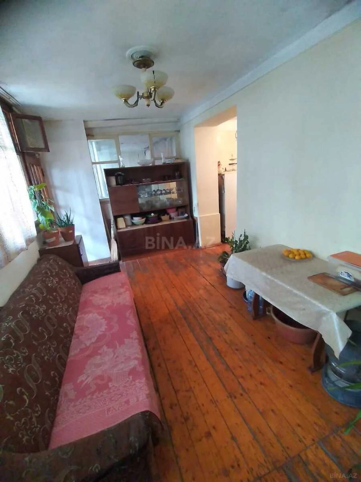 Satılır 4 otaqlı mənzil 100 m²