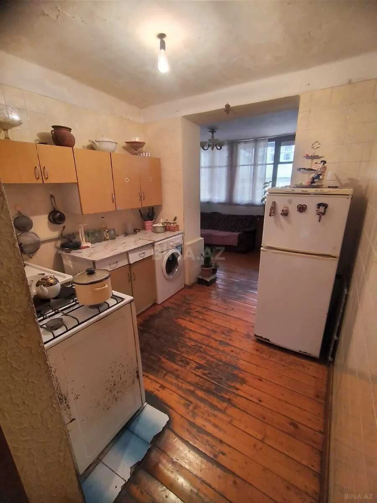 Satılır 4 otaqlı mənzil 100 m²