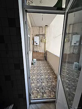 Satılır 2 otaqlı mənzil 95 m²