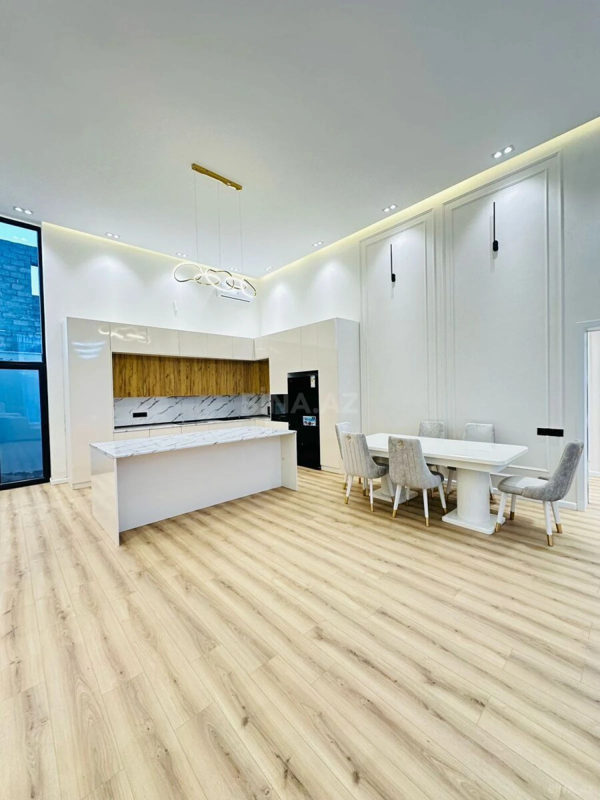 Kirayə verilir 4 otaqlı həyət evi 300 m²