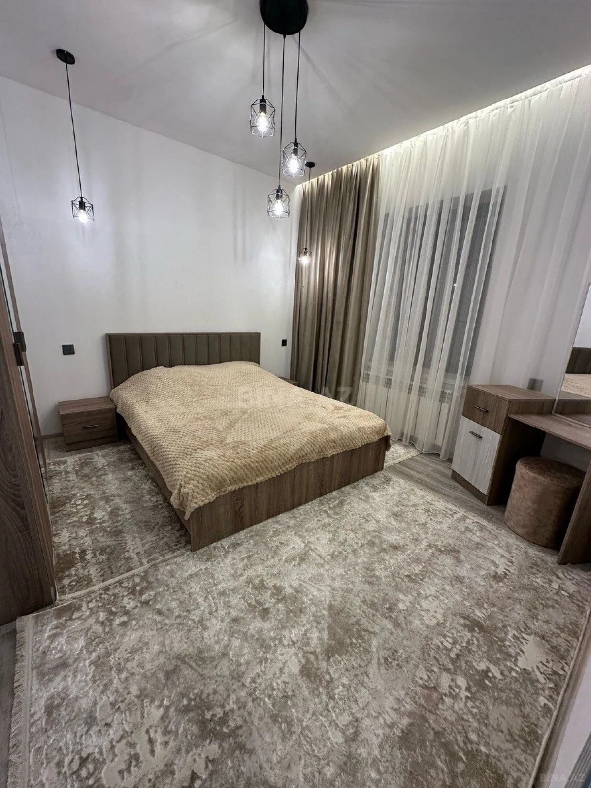 Kirayə verilir 4 otaqlı həyət evi 200 m²