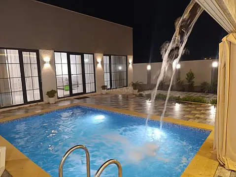 Kirayə verilir 4 otaqlı həyət evi 200 m²