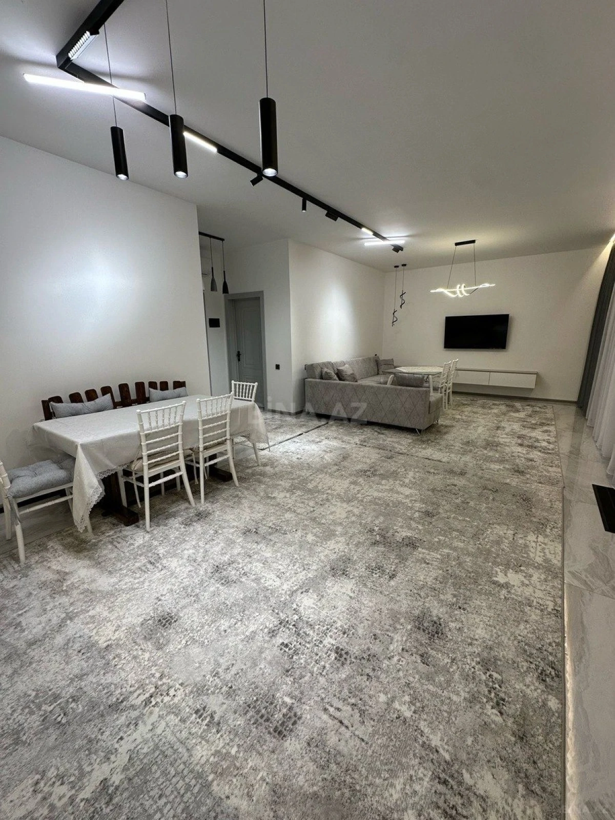 Kirayə verilir 4 otaqlı həyət evi 200 m²