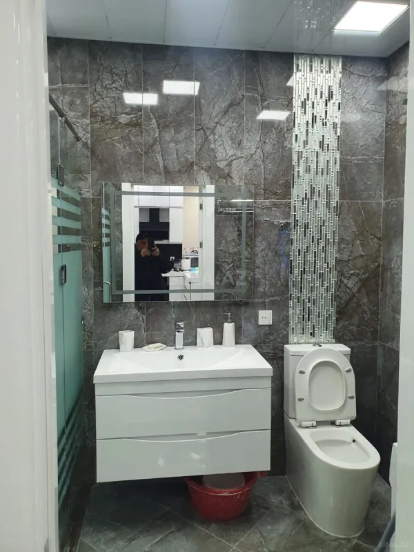 Satılır 2 otaqlı mənzil 67 m²