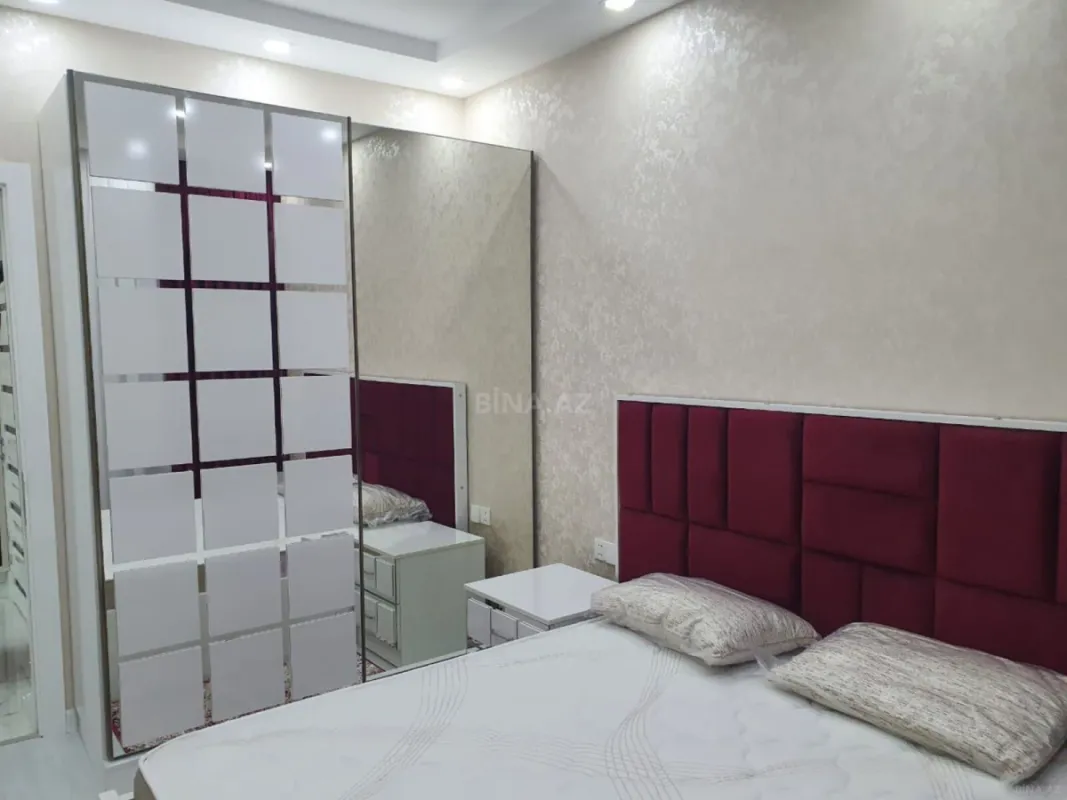 Satılır 2 otaqlı mənzil 67 m²