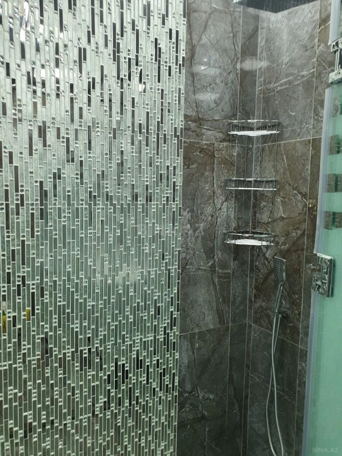 Satılır 2 otaqlı mənzil 67 m²