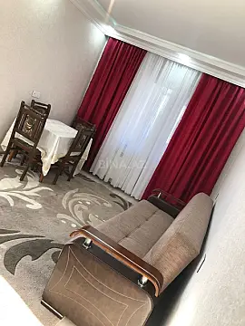 Kirayə verilir 2 otaqlı mənzil 65 m² — Bakı, 8-ci mikrorayon 2 otaq 65.00 m²