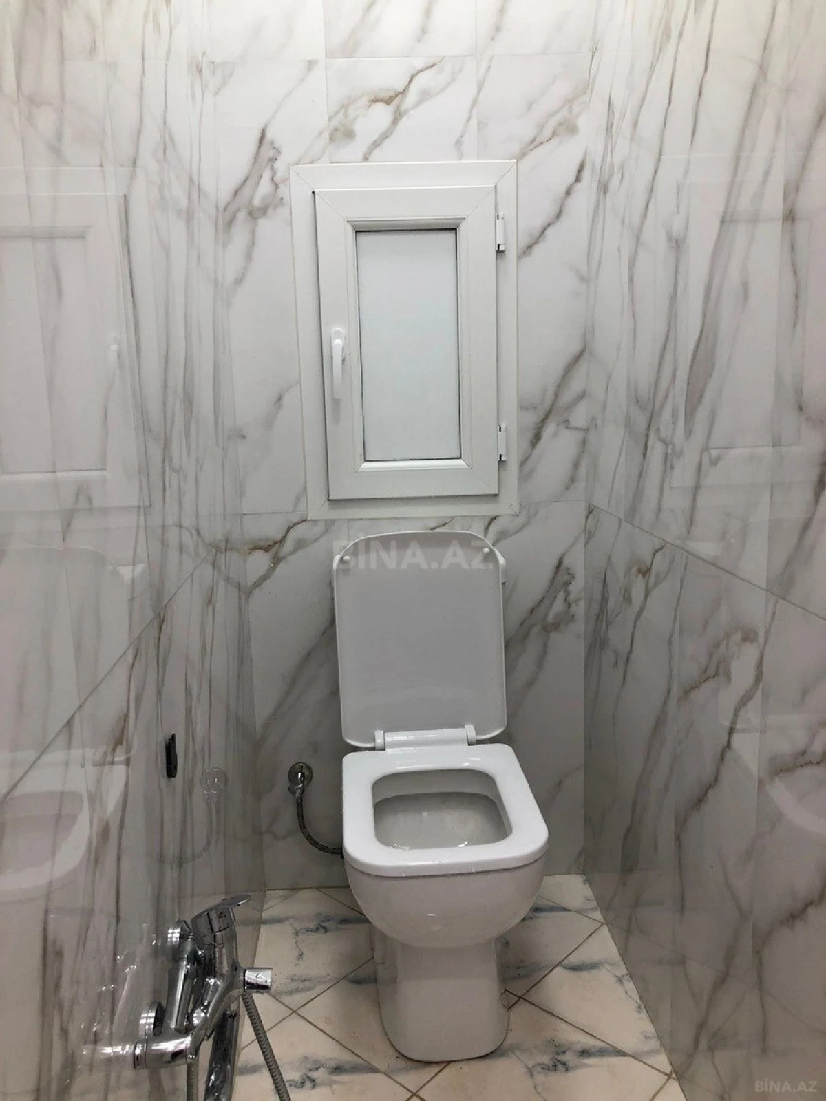 Kirayə verilir 2 otaqlı mənzil 65 m²