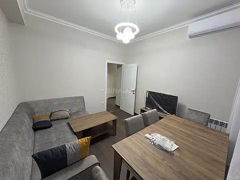Satılır 2 otaqlı mənzil 55 m²